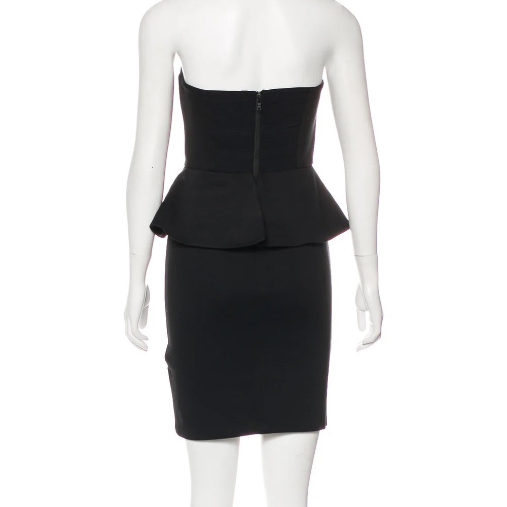 ALICE + OLIVIA
Strapless Peplum Mini Dress
Size: M | US 8 - Picture 3 of 6